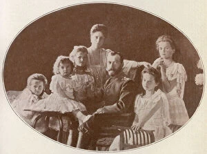 Siblings Collection: Russia - Tsar Nicholas II and family