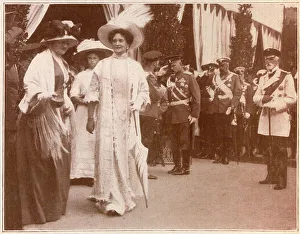 Feodorovna Prints: Russia - Tsar Nicholas II and the Tsarina arrive at Borodino