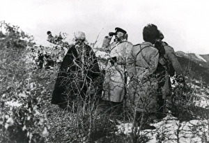 Images Dated 22nd November 2011: Russian officers near wall of Krakow, WW1