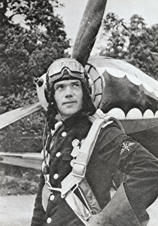 Aircrew Gallery: Russian WW2 Fighter Air Ace Naval Captain Dmitriev