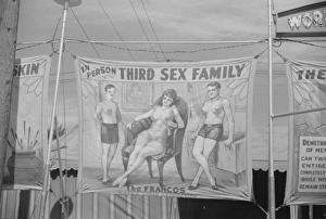 Rutland, Vermont. Posters advertising a sideshow at the Verm Rutland, Vermont. Posters advertising a sideshow at the Verm