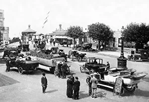 Ryde Prints: Ryde Esplanade Isle of Wight probably 1920s