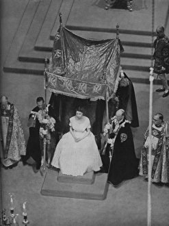 Images Dated 3rd November 2011: The Sacring of the Queen, Coronation 1953