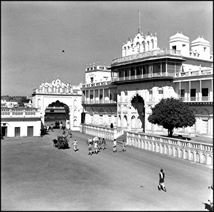 Arch Way Gallery: Sadar Manzil, Bhopal - India