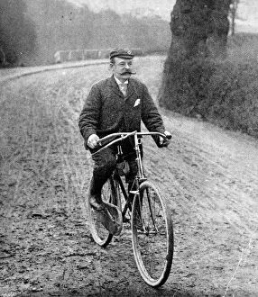 Images Dated 12th July 2004: The Safety Bicycle of the 1890 s