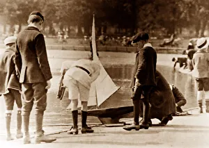 Serpentine Prints: Sailing boats on the Serpentine, London, early 1900s