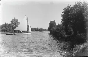 Sailing on Church Reach