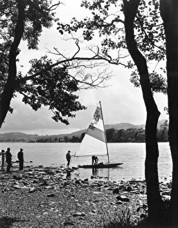 Images Dated 4th August 2011: Sailing on Lake Coniston