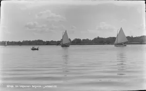 Sailing on the Yroxham Broads