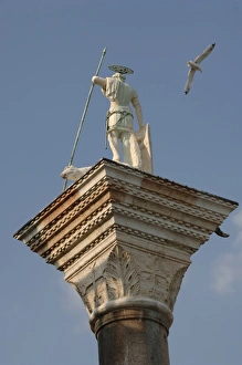Images Dated 3rd September 2007: Saint Theodore statue, patron of Venice, on a granite colum