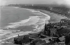 Sandsend Prints: Sandsend Beach View
