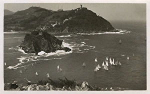 Images Dated 17th August 2016: Santa Clara Island and Mont Igueldo - San Sebastian, Spain