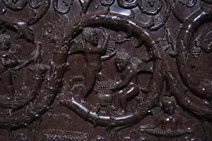Cupid Prints: The Sarcophagus of Constantina. Red porphyry. 4th century