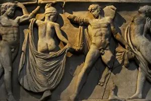 Sarcophagus. Modern work after 2nd century AD originals. Mar