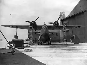 Saro S36 Lerwick on Columbine apron late 1939