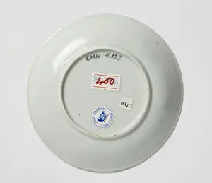 Saucer, underside