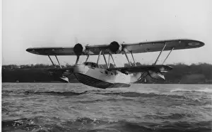 Handful Prints: Saunders Roe London -a handful of these elderly flying