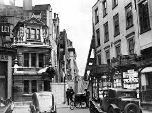 Images Dated 29th September 2011: Savile Row London