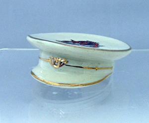 Images Dated 14th February 2012: Savoy (Stoke on Trent) china Officers peaked hat