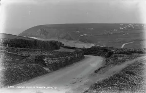 Newquay Prints: Scenic View of Mawgan Porth