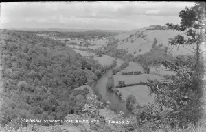 Forests Prints: Scenic View of the River Wye at Symonds Yat