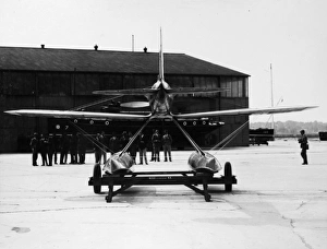 Images Dated 23rd September 2015: The Schneider Trophy 1929 - Calshot Spit, England