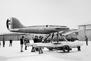 Images Dated 23rd September 2015: The Schneider Trophy 1929 - Calshot Spit, England