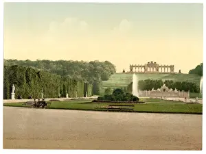 Schoenbrunn (i. e. Schonbrunn)Park, Vienna, Austro-Hungary