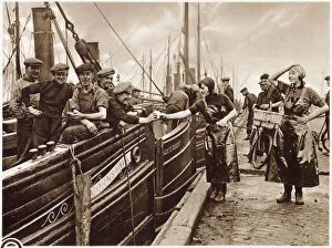Images Dated 23rd June 2021: Scottish Fisher-Women in Great Yarmouth 1932