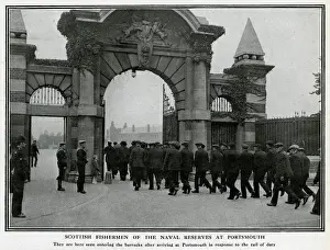 Reserves Prints: Scottish fishermen of Naval Reserves, Portsmouth, WW1