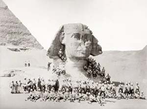 Scottish solders in kilts, Sphinx, Egypt, c. 1880 s