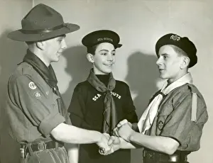 Shakes Prints: Scouts shaking hands