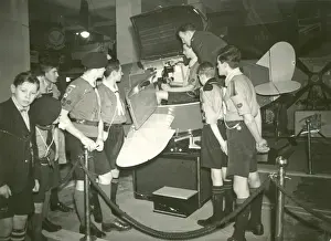 Scouts using RAF flight simulator