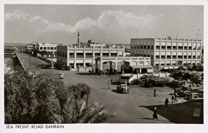 Images Dated 29th July 2016: Sea front road at Manama, Bahrain, Persian Gulf