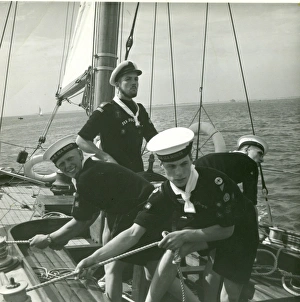 Images Dated 23rd January 2012: Sea Scouts sailing offshore