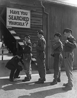 Images Dated 28th February 2012: Have You Searched Yourself?