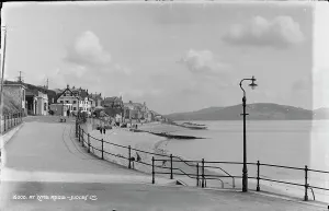 Lyme Prints: Seaside Promenade at Lyme Regis