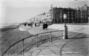 Pebbles Prints: Seaside Stroll in Hastings