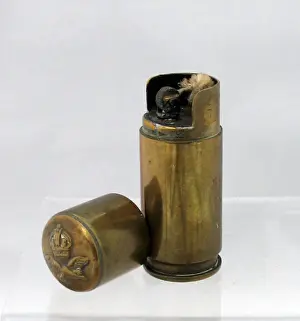 Lighter Prints: Second World War Trench Art lighter - a 20 mm shell