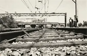 Dipped Prints: Section of track showing dipped joints