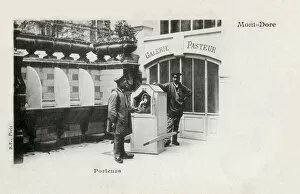Clogs Gallery: Sedan Chair porters and occupant - at Mont-Dore, France