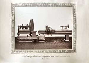 Self-acting lathe with adjustable gap