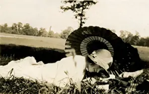 Self portrait with parasol (1 / 2)