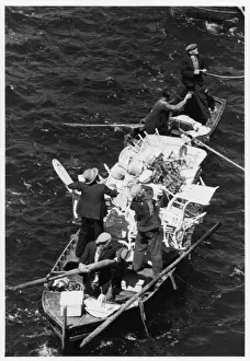 Unconventional Prints: Selling from Boat