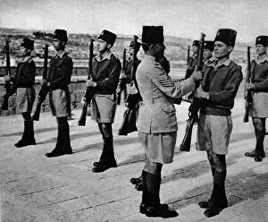 Images Dated 23rd October 2004: Sergeant and Recruits of the Palestine Police Force, 1945