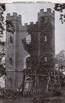 Images Dated 19th May 2017: Severndroog Castle, Shooters Hill, SE London