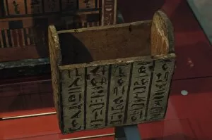 Images Dated 29th March 2008: Shabti box of Hor. Egypt