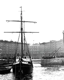 Quest Prints: Shackleton's Ship The Quest in London Docks