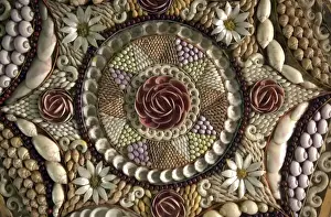 Symmetrical Prints: Shell mosaic