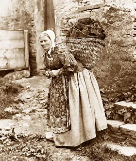 Knitter Prints: A Shetland Knitter Victorian period